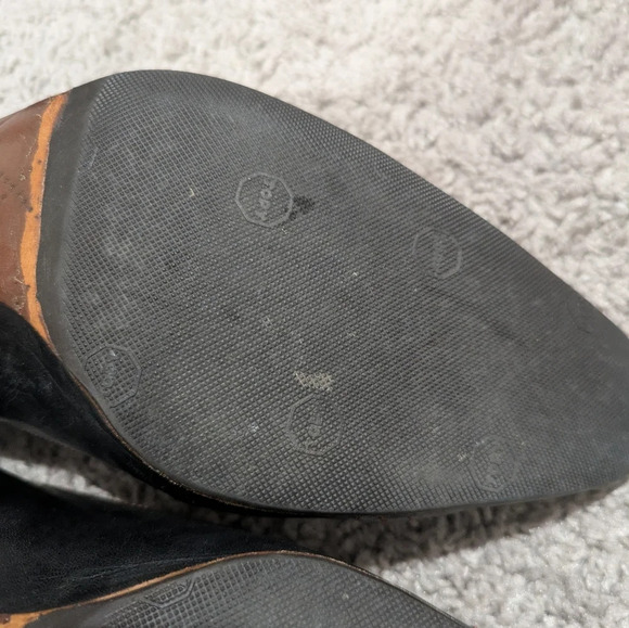 Chanel Heels Black Size 40 Classic Mary Jane Pump - Picture 4 of 10